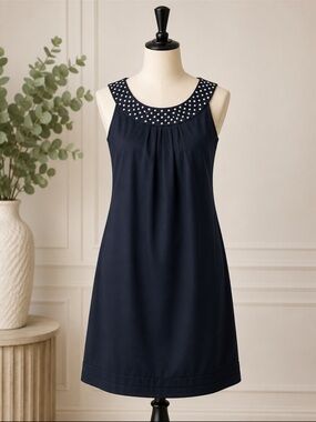 Signature London style women’s sleeveless dark navy dress. Size 10. ￼